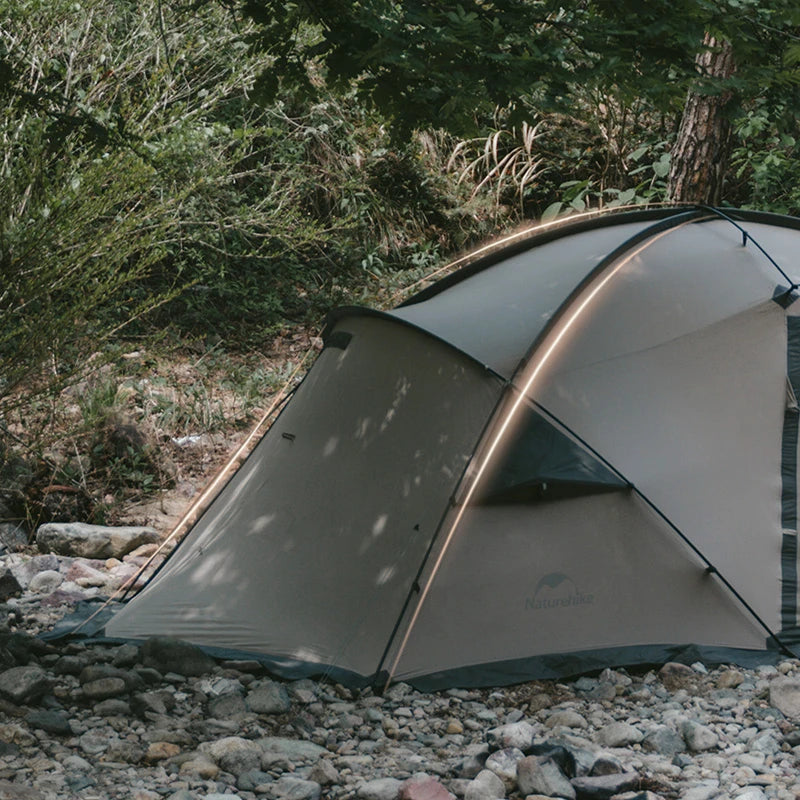 Tente de camping imperméable "PeakHub"