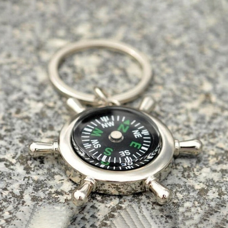 boussole argenté rond
