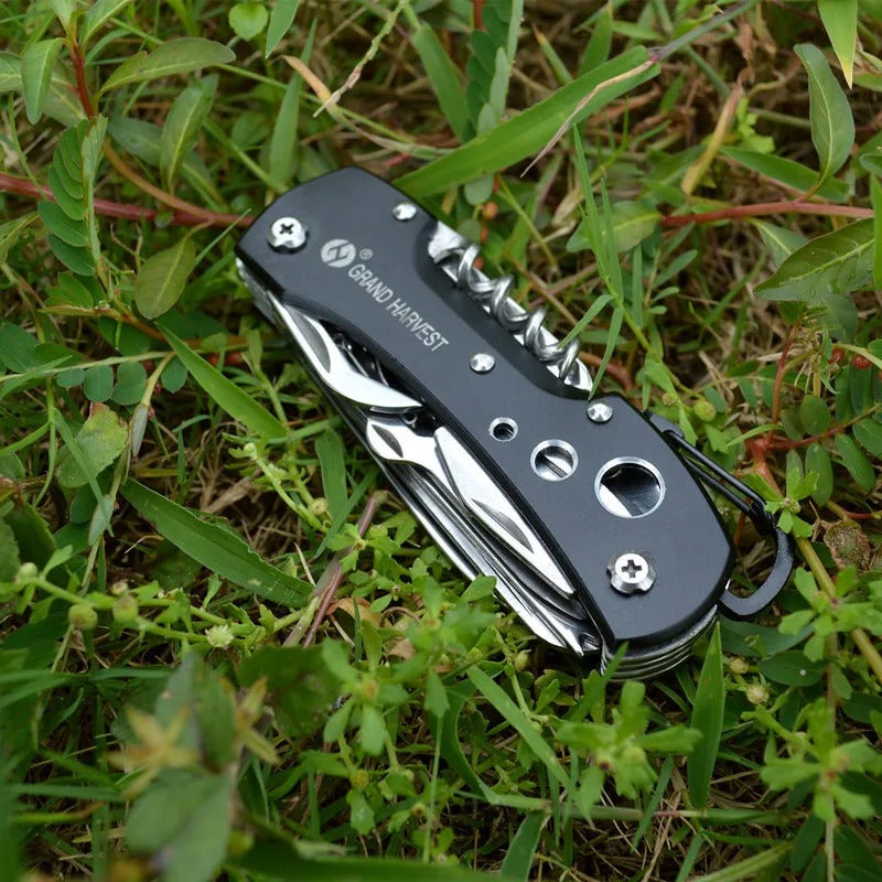 Couteau suisse noir